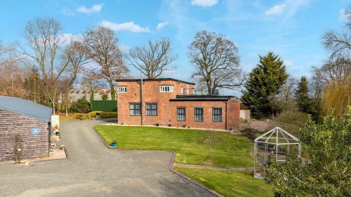 5 Bedroom Detached House For Sale In Shobdon, Herefordshire, HR6