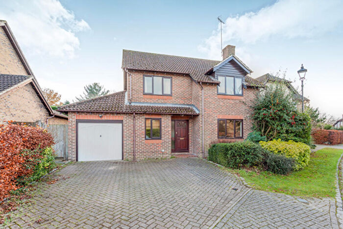 4 Bedroom House To Rent In Haybarn Drive, Horsham, RH12