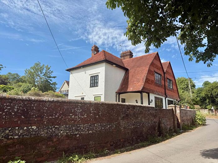 3 Bedroom Semi Detached House To Rent In Thorpe Street, Didcot, OX11