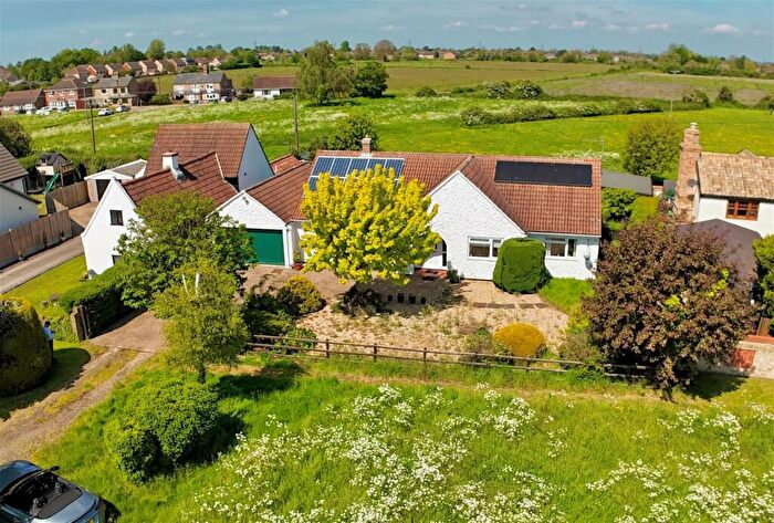 4 Bedroom Bungalow For Sale In East Fen Common, Soham, Ely, CB7