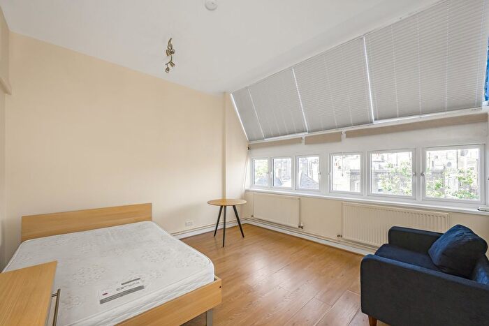 Studio To Rent In Auden Place, London, NW1