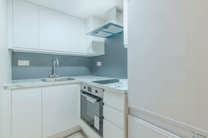 Studio To Rent In Atar House, Ilderton Road, South Bermondsey, London, SE16