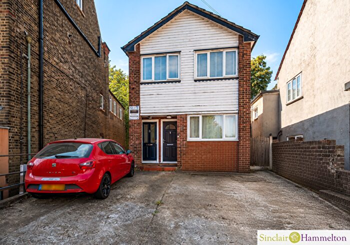 2 Bedroom Flat For Sale In Ravensbourne Road, Bromley, BR1