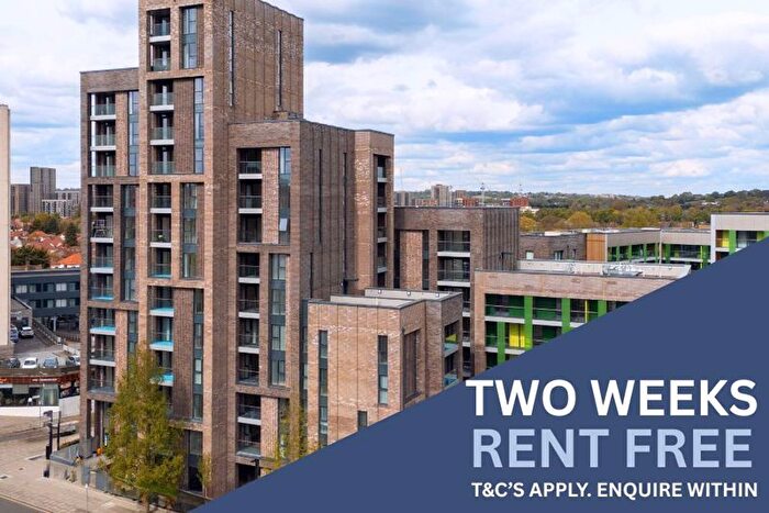 2 Bedroom Flat To Rent In Arber House, The Hyde, London, NW9