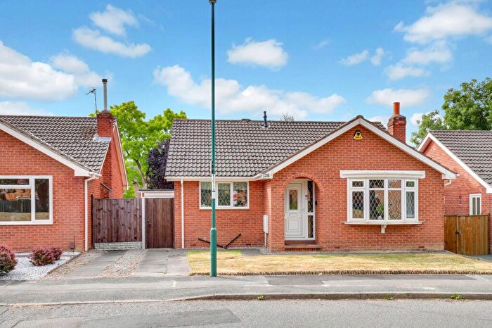3 Bedroom Detached Bungalow For Sale In Grangewood Road, Nottingham, NG8