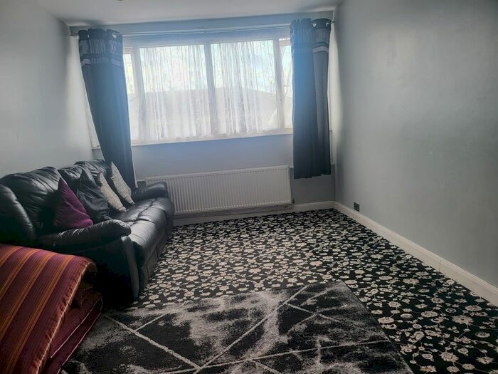 Studio To Rent In Freshwater Court, Lady Margaret Road, Southall, Greater London, UB1