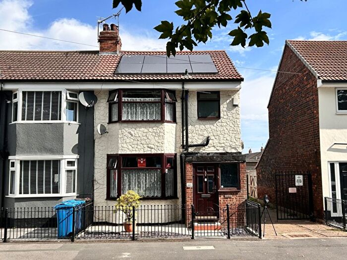 3 Bedroom End Of Terrace House For Sale In Rosmead Street, Hull, East Riding Of Yorkshire, HU9