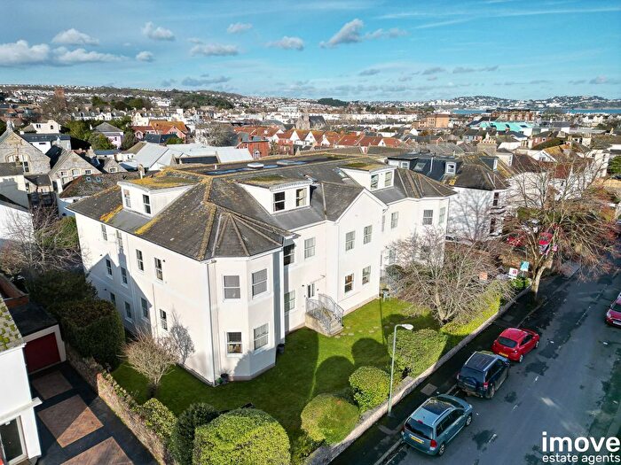 2 Bedroom Flat To Rent In Grosvenor Court, Grosvenor Road, Paignton, TQ4