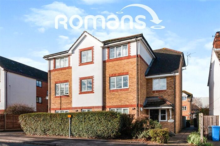 2 Bedroom Apartment For Sale In Swift Court, Clarence Road, Fleet, GU51