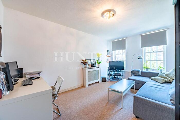 1 Bedroom Flat To Rent In Halton Road, London, N1