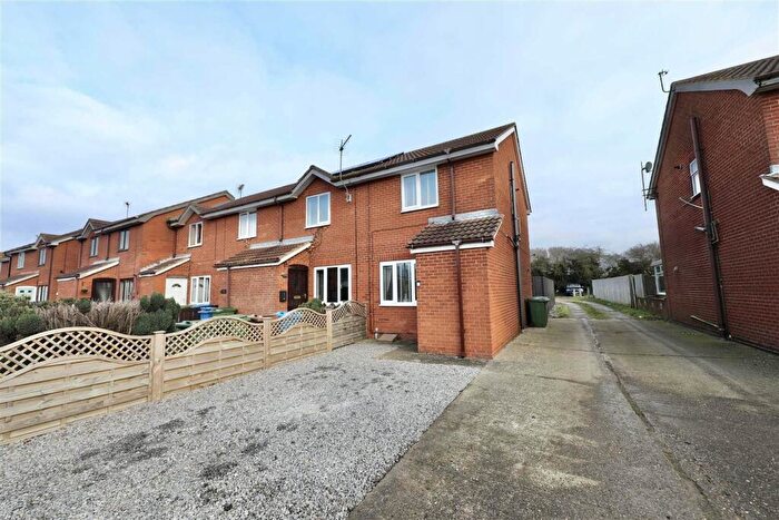 2 Bedroom End Of Terrace House For Sale In Main Street, Burstwick, Hull, HU12