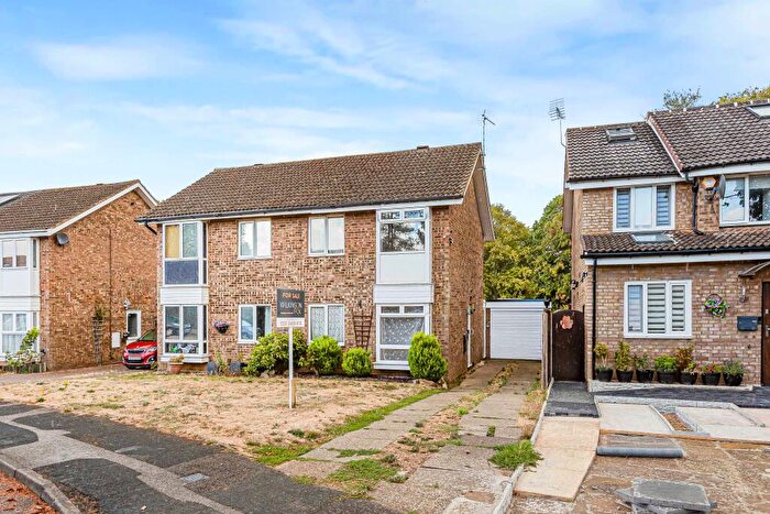 3 Bedroom Semi-Detached House For Sale In Malvern Drive, Fullers Slade, Milton Keynes, MK11