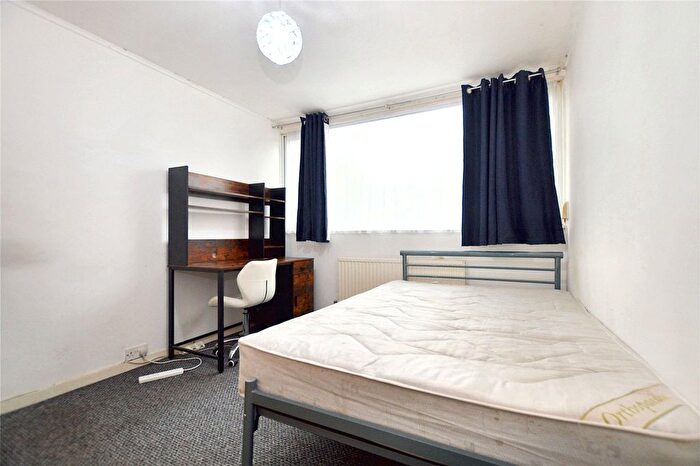 1 Bedroom Property To Rent In Lower Meadow, Harlow, Essex, CM18