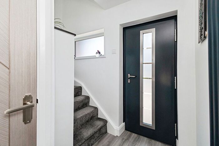 3 Bedroom Detached House For Sale In Victory Grove, Audenshaw, Manchester, Greater Manchester, M34
