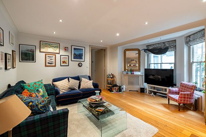 3 Bedroom Flat To Rent In Ladbroke Grove, Ladbroke Grove, W10