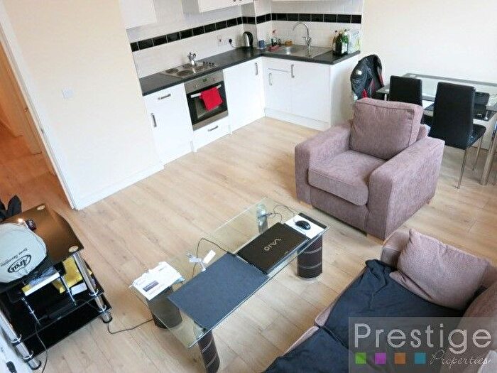 1 Bedroom Flat To Rent In Holloway Road, London, N7