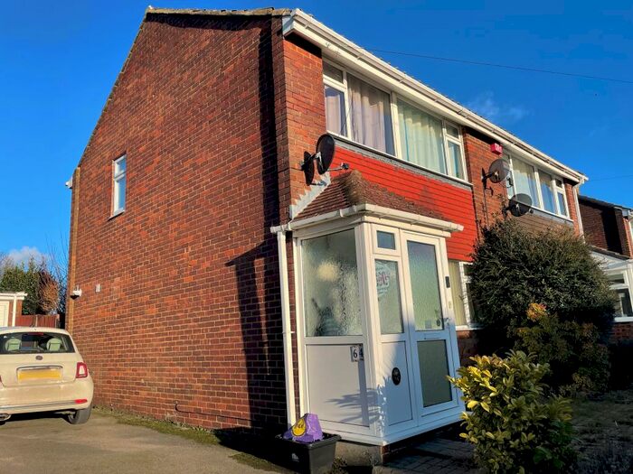 3 Bedroom House To Rent In The Grove, Sholing, SO19