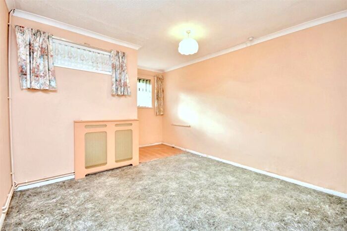 2 Bedroom Bungalow For Sale In Patrick Road, Corby, NN18