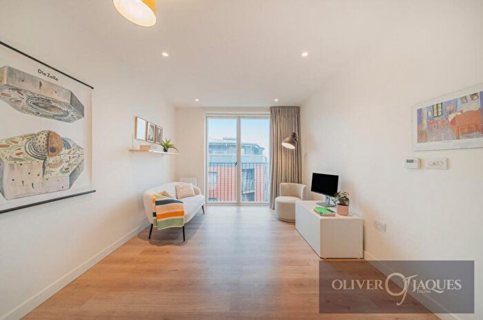 1 Bedroom Flat For Sale In Varcoe Road, London, SE16