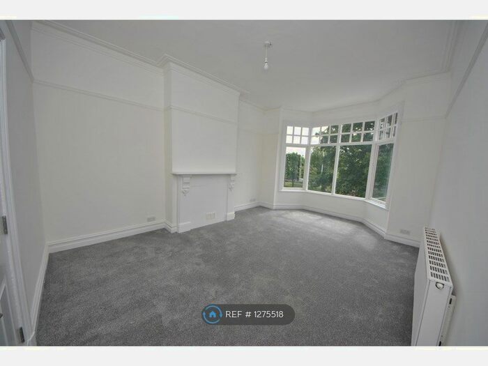 2 Bedroom Flat To Rent In Lord Street, Southport PR8