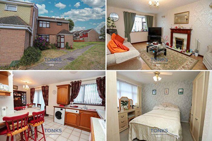 3 Bedroom End Of Terrace House For Sale In Springfield Lane, Rowley Regis, B65