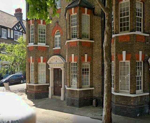 2 Bedroom Apartment To Rent In Villa Street, London, SE17