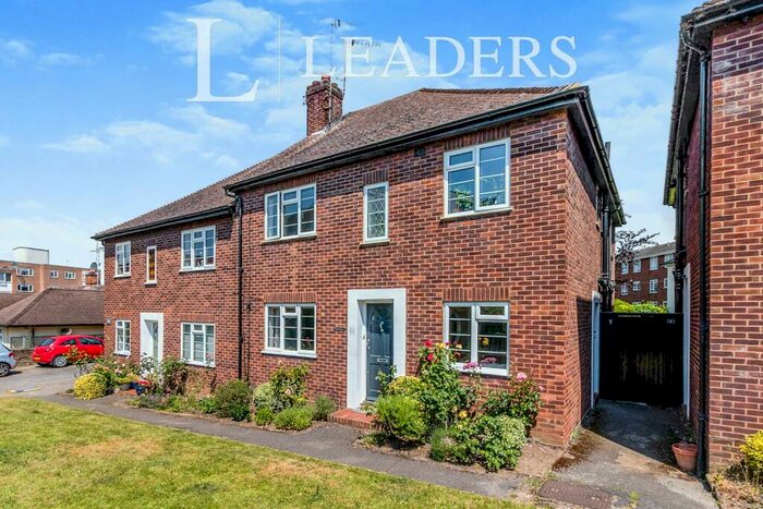 2 Bedroom Maisonette To Rent In Winston House, Church Hill Road, Surbiton, KT6