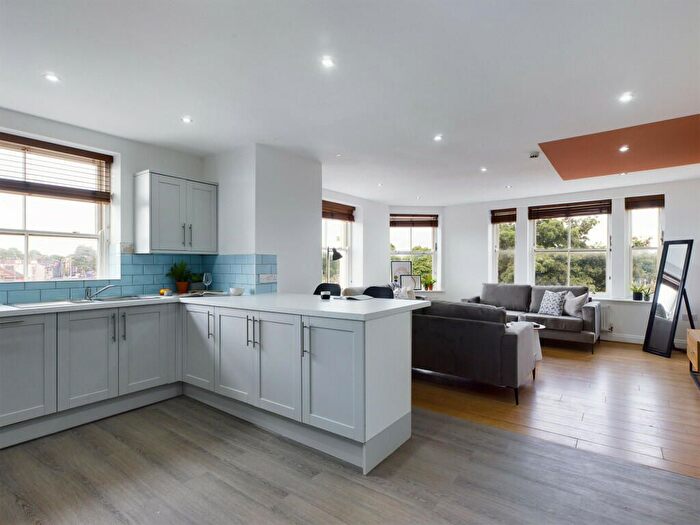 9 Bedroom Flat To Rent In Langton Road, Liverpool, L15