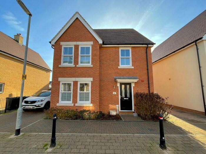 3 Bedroom Detached House To Rent In Finzi Grove, Biggleswade, Bedfordshire, SG18