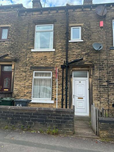 3 Bedroom Terraced House To Rent In Bartle Lane, Bradford, West Yorkshire, BD7