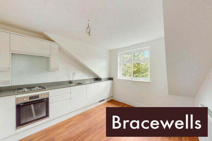 1 Bedroom Flat To Rent In Middle Lane, London, N8