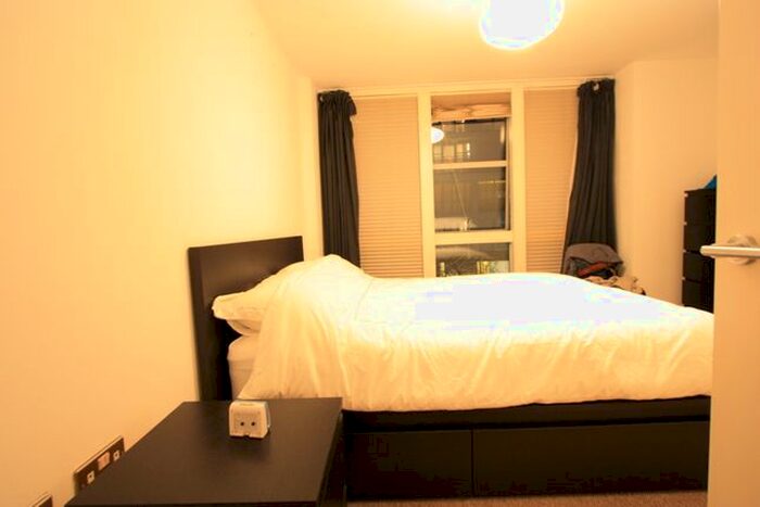 1 Bedroom Flat To Rent In Isaac Way, Southwark, SE1