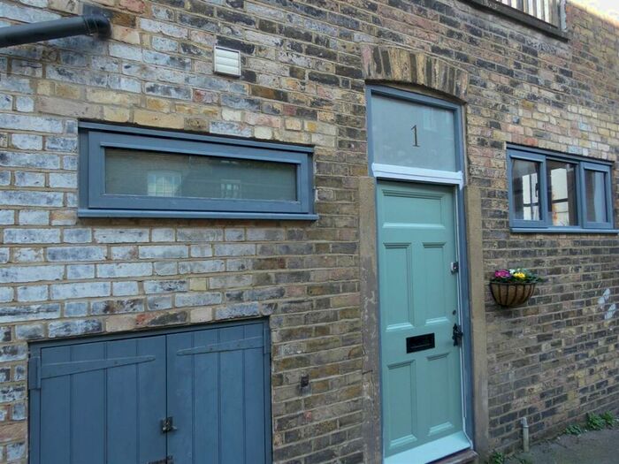 Studio To Rent In Spencer Walk, Ramsgate, CT11