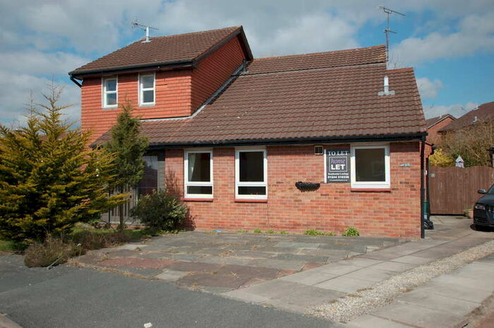 1 Bedroom Commercial Land To Rent In Bluebell Close, Huntington, CH3