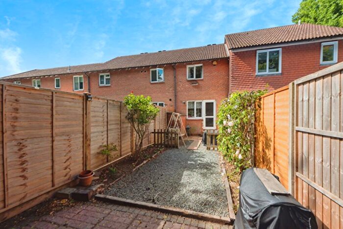 2 Bedroom Terraced House For Sale In Torridge Gardens, Southampton, Hampshire, SO18