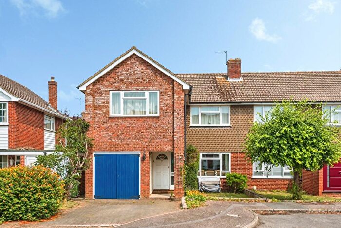 4 Bedroom Semi-Detached House For Sale In Marriotts Close, Haddenham, Aylesbury, HP17