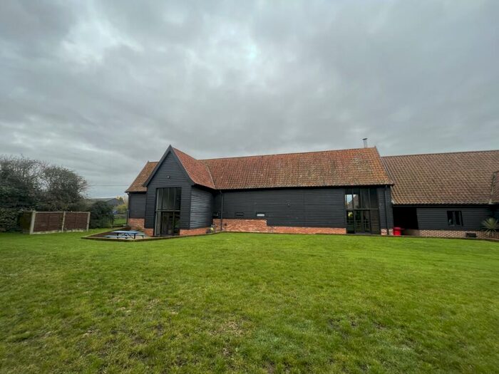 4 Bedroom House To Rent In Clamp Farm Barn, Stowmarket, Suffolk, IP14