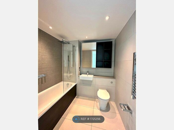 1 Bedroom Flat To Rent In Hale Works Apartments, London, N17
