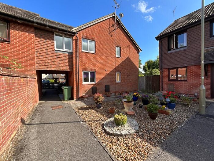 3 Bedroom End Of Terrace House To Rent In Somerville, Didcot, Oxfordshire, OX11