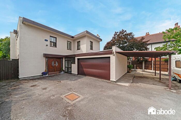 3 Bedroom Detached House For Sale In Merrilocks Road, Liverpool, L23