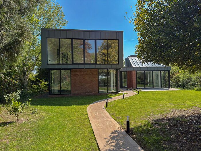 3 Bedroom Detached House For Sale In Ryelands Road, Leominster, HR6