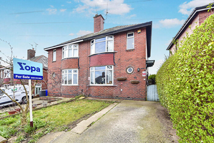 3 Bedroom Semi Detached House For Sale In Hollythorpe Road, Sheffield, S8