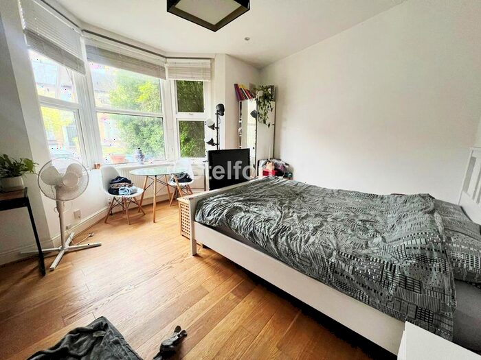 1 Bedroom Flat To Rent In Melville Road, London, E17