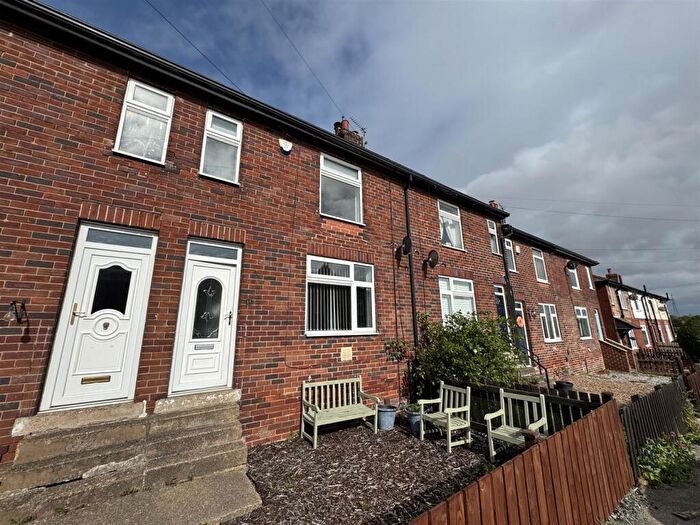 3 Bedroom Terraced House To Rent In Greenside Avenue, Staincross, Barnsley, S75