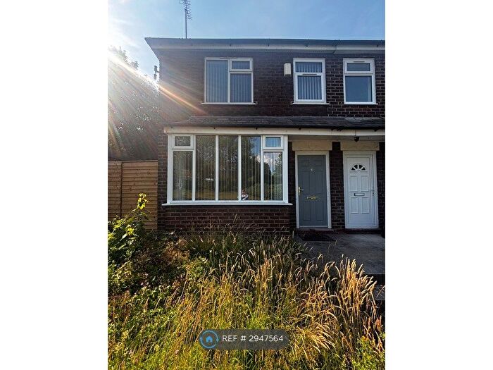 3 Bedroom Semi-Detached House To Rent In Delaunays Road, Manchester, M8
