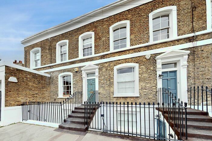 3 Bedroom Terraced House To Rent In Mary Street, London, N1
