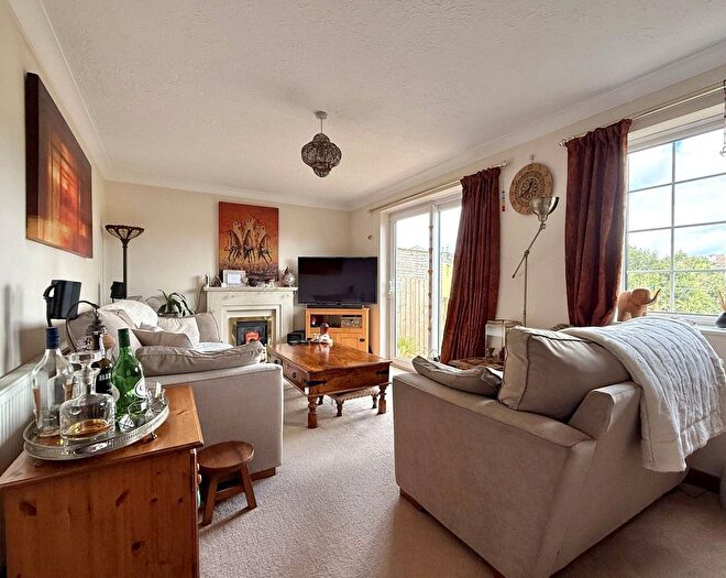 3 Bedroom End Terrace House For Sale In Singer Close, Paignton, Devon, TQ3