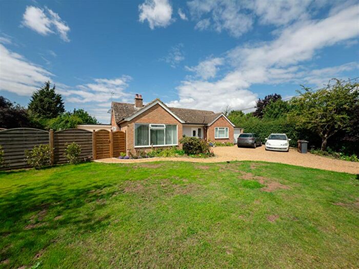 3 Bedroom Detached Bungalow For Sale In Saxham Street, Stowupland, Stowmarket, IP14