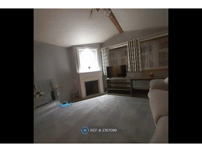 2 Bedroom Park Home To Rent In Sunset Park Homes, Whitfield, Brackley, NN13