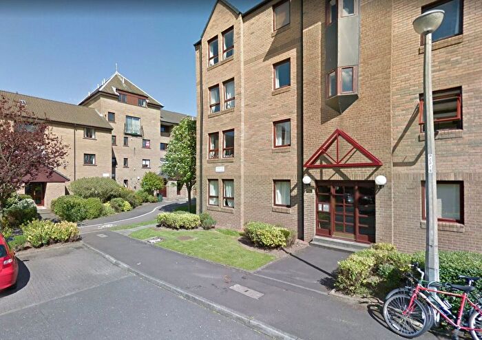 1 Bedroom Flat To Rent In Parkside Terrace, Newington, Edinburgh, EH16